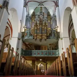 Populārākā ērģeļmūzika unikālo Rīgas Doma ērģeļu skanējumā