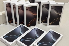 Apple iPhone 16 Pro Max, iPhone 16 Pro, iPhone 16