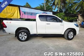 Used Toyota Hilux Revo White Manual 2019