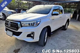 Used Toyota Hilux Revo White Manual 2019