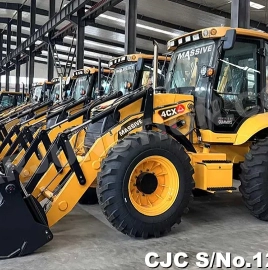 Massive 4CX Backhoe Loader For Sale In Guyana