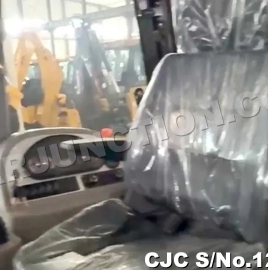 Massive 4CX Backhoe Loader For Sale In Guyana