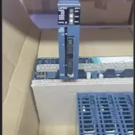 Hitachi  LNC500 